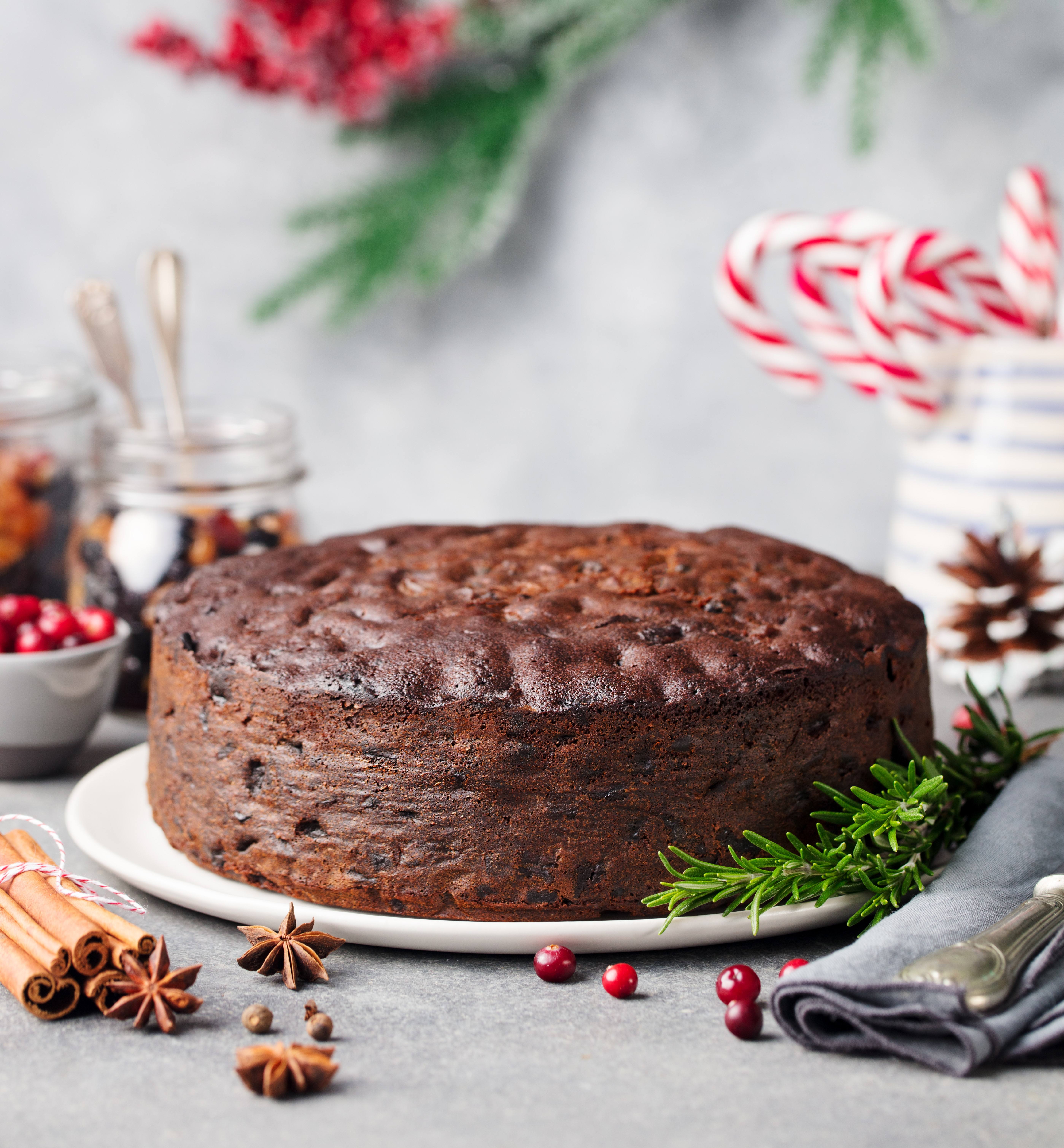 vegan-christmas-cake